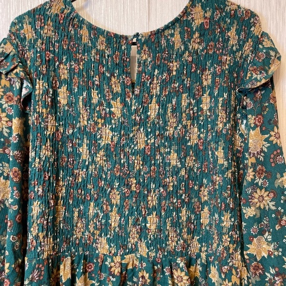 Torrid Floral Smocked Peplum Blouse | Size 3 (3X) - Picture 3 of 6